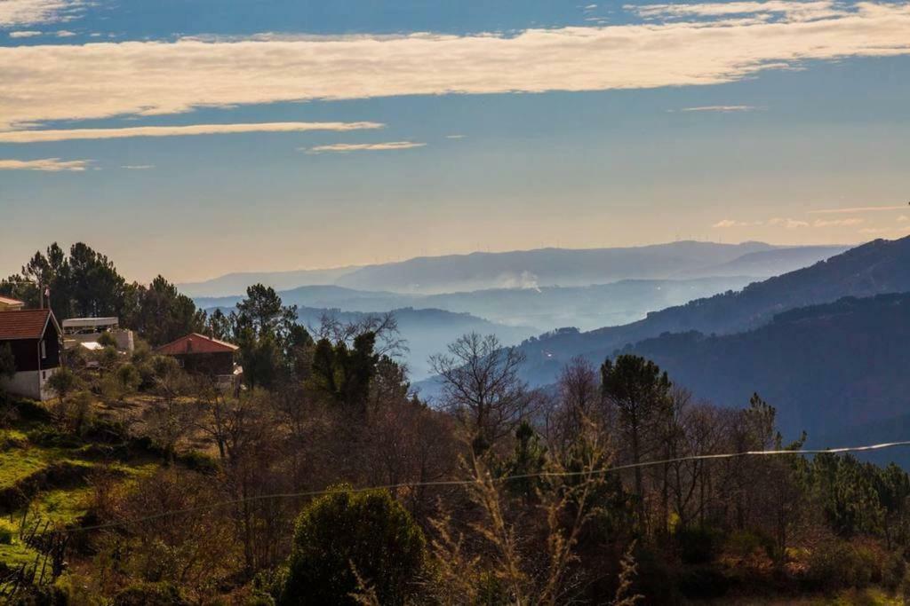 Vila "Casa Do Avo Patricio" Mountain Experience Parada  Exteriér fotografie